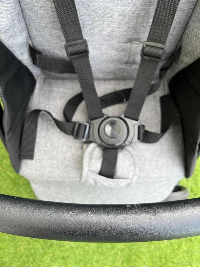 Katoji 2シーター　2人乗りベビーカー　カトージ　2-seater グレー