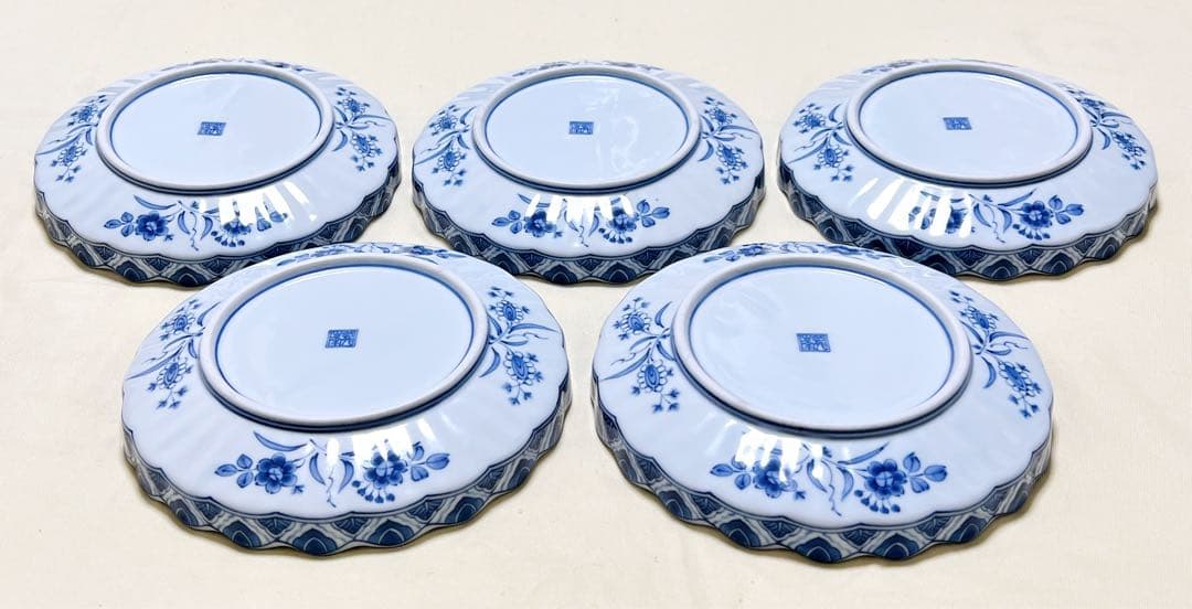 未使用　美濃焼　三洋陶器　龍峰窯　染付更紗　花鳥文　輪花菊割皿5枚