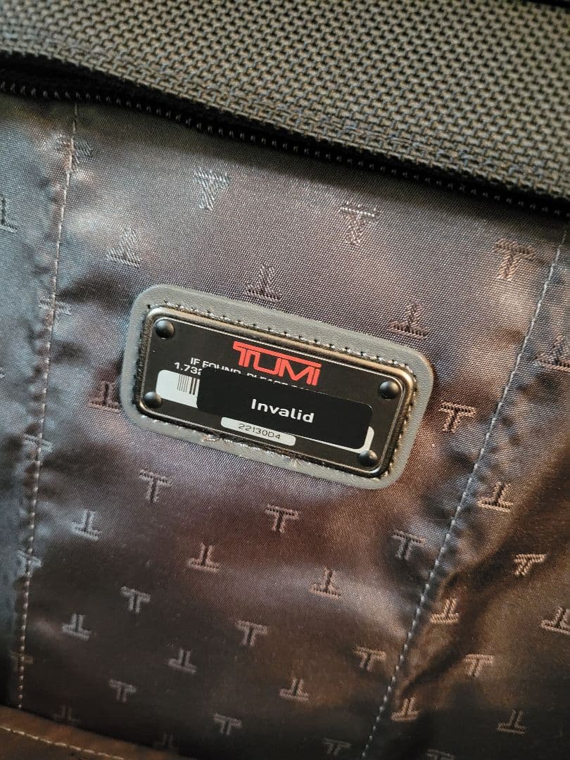 未使用 TUMI トゥミ ガーメントバッグ スーツケース 衣装収納 旅行バッグ