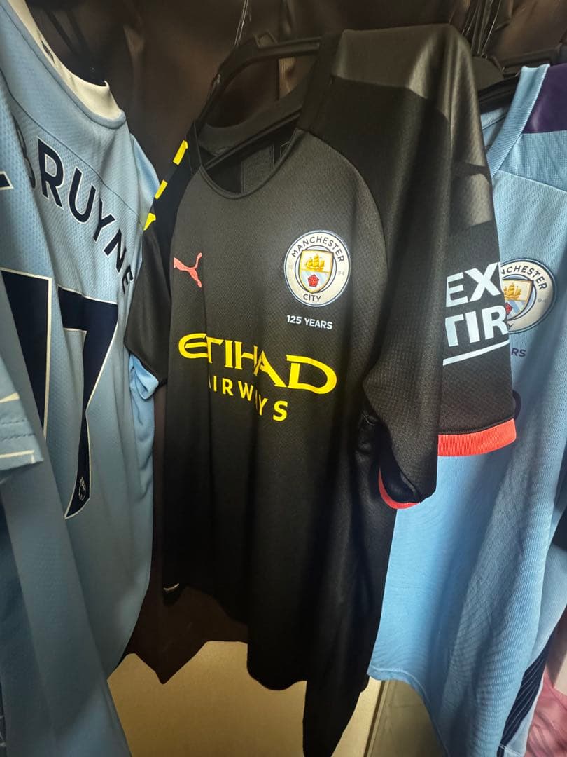 マンチェスターシティ　マフレズ