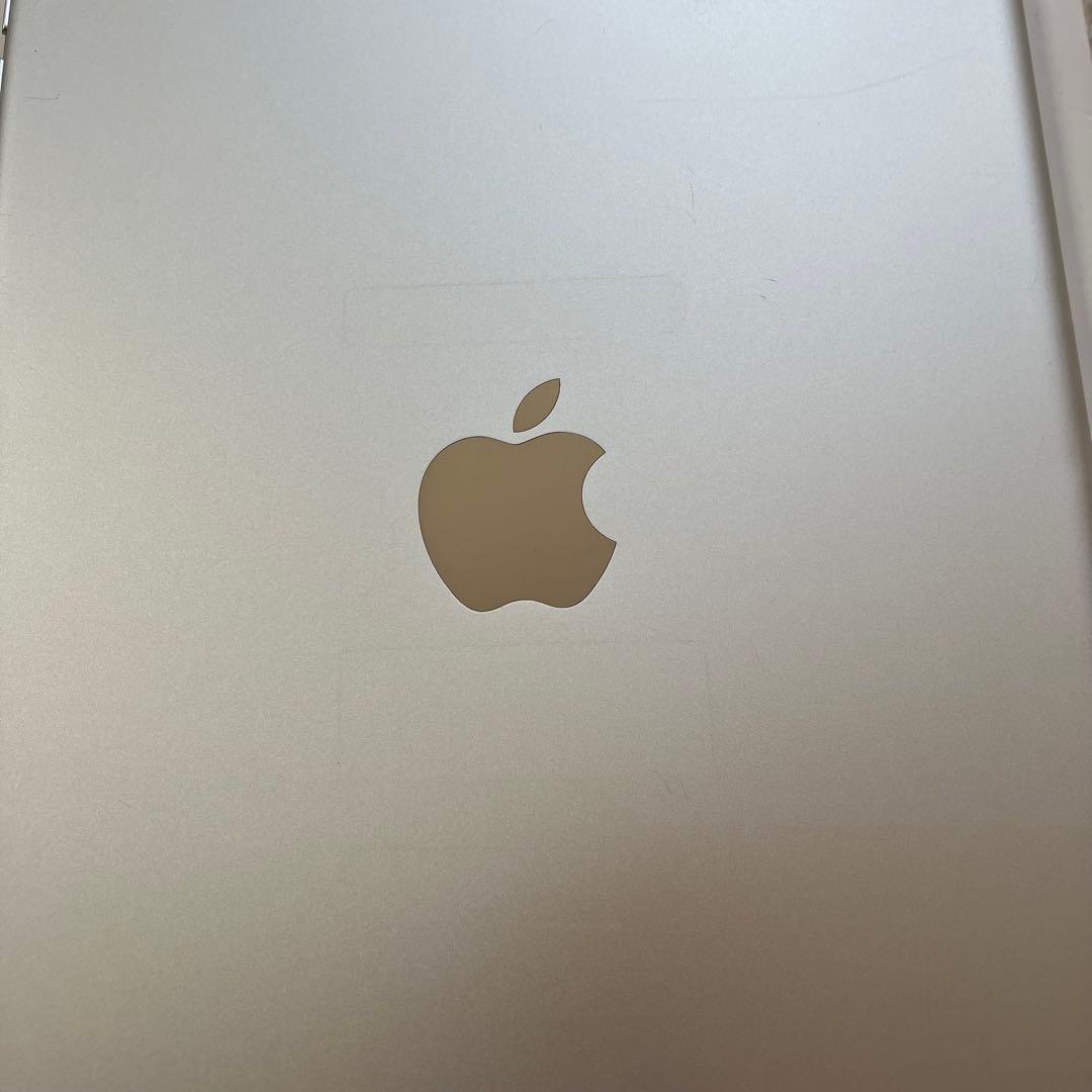 【完動品】iPad 第5世代 32GB SIMフリー 【すぐ発送】【付属品】