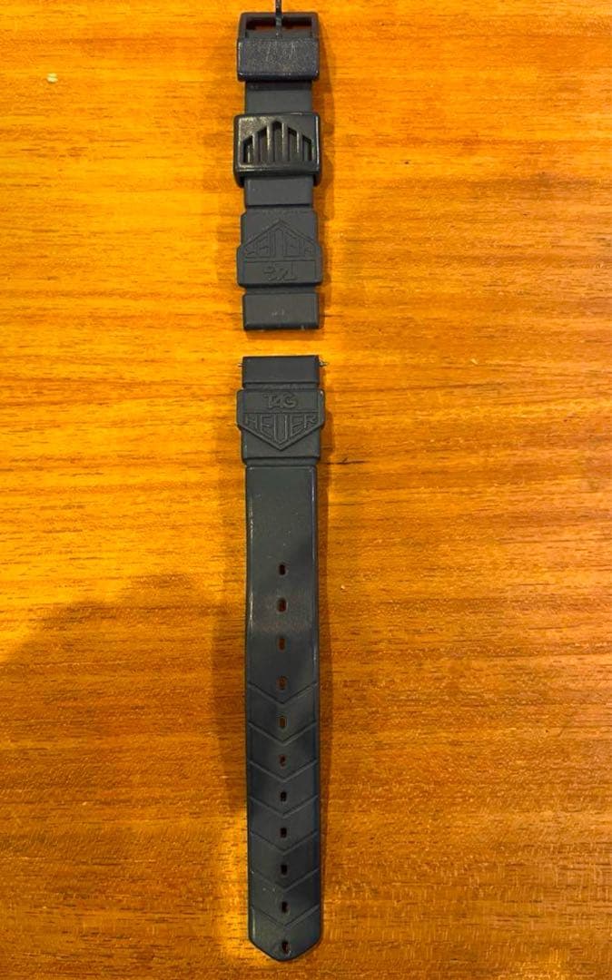 タグホイヤのフォーミュラ1 純正ベルト18mm メンズ用　ヴィンテージ