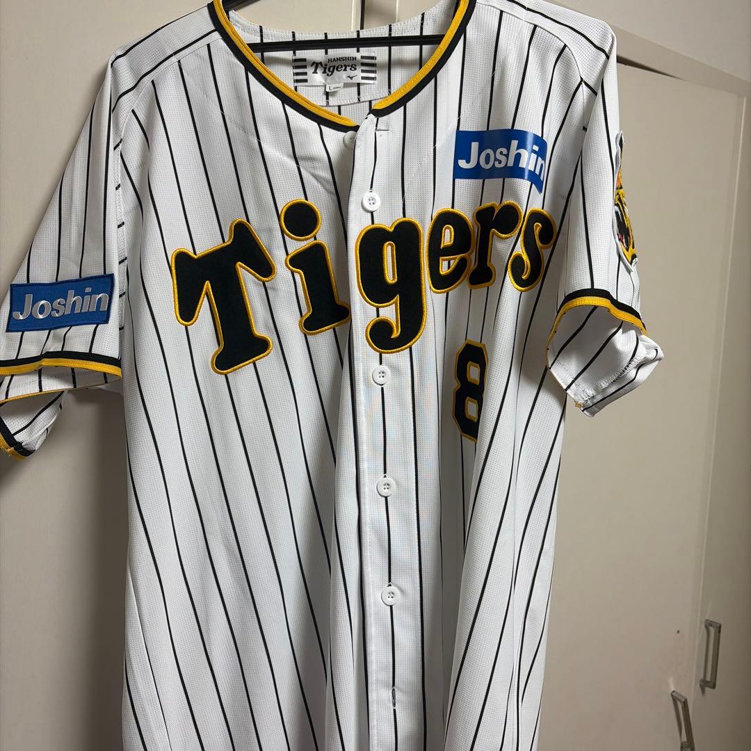 2023年阪神タイガース　佐藤輝明　ユニフォーム