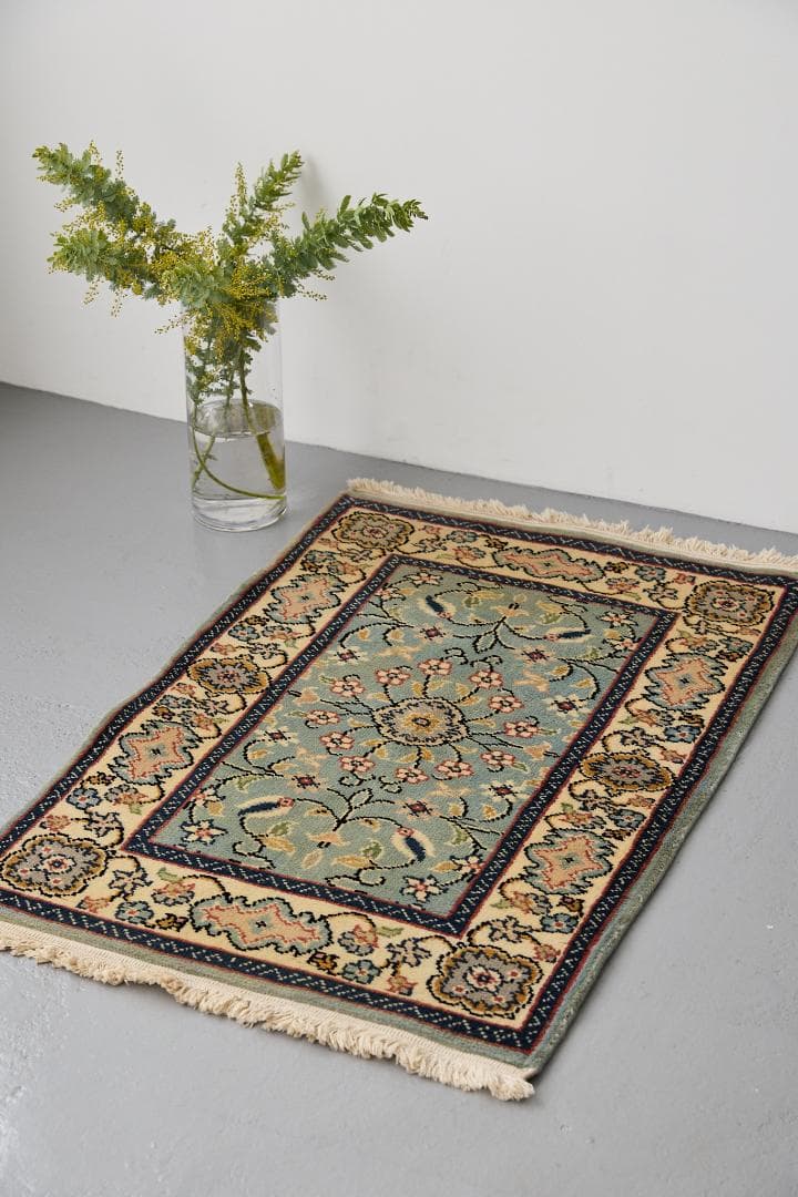 ヴィンテージラグ　ペルシャ絨毯　ナイン産（101×64cm）水色　青　黄　赤　緑