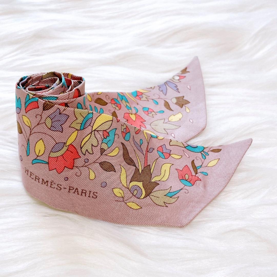 エルメス ツイリー モンスーンの庭 スカーフ ピンク　シルク100％