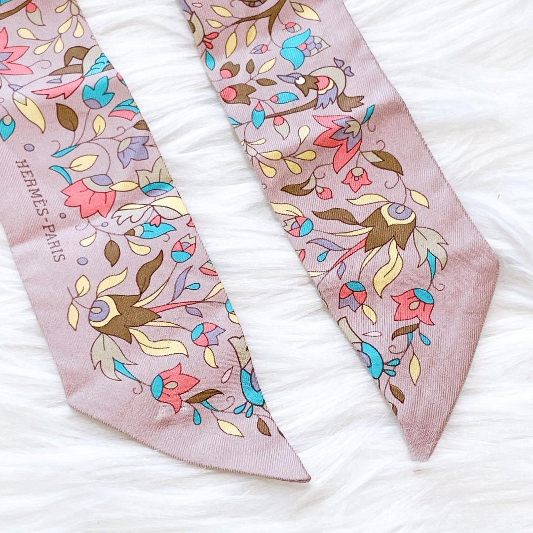 エルメス ツイリー モンスーンの庭 スカーフ ピンク　シルク100％