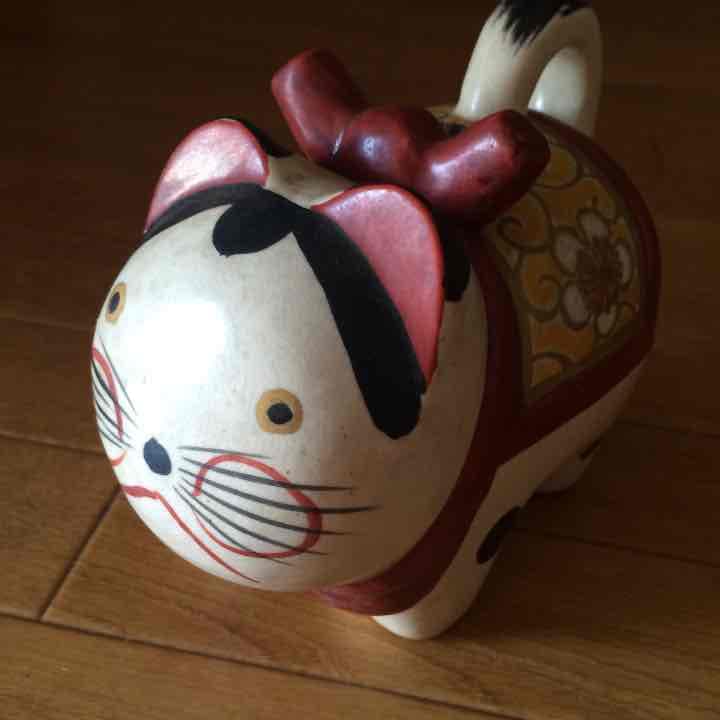 アンティーク猫の置物