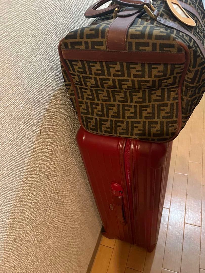 Fendi ロゴトートバッグ ネームタグ付き rimowa bag