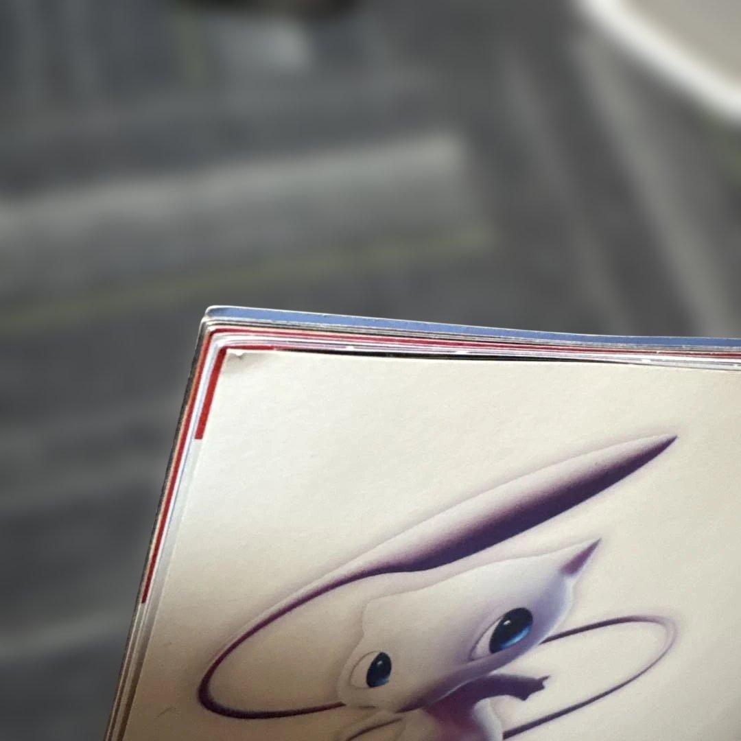 劇場版ミュウツーの逆襲　パンフレット　古代のミュウのカード　映画の半券付き