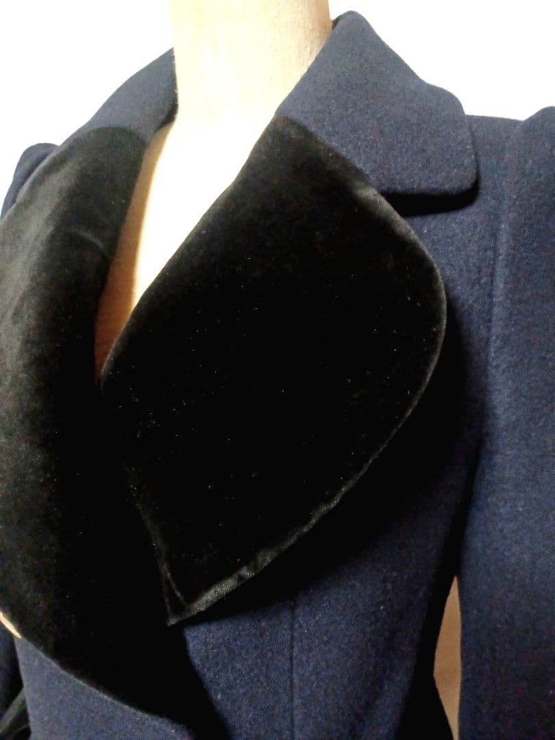 ヴィヴィアンウエストウッド　大人可愛いラブ襟コートサイズ3