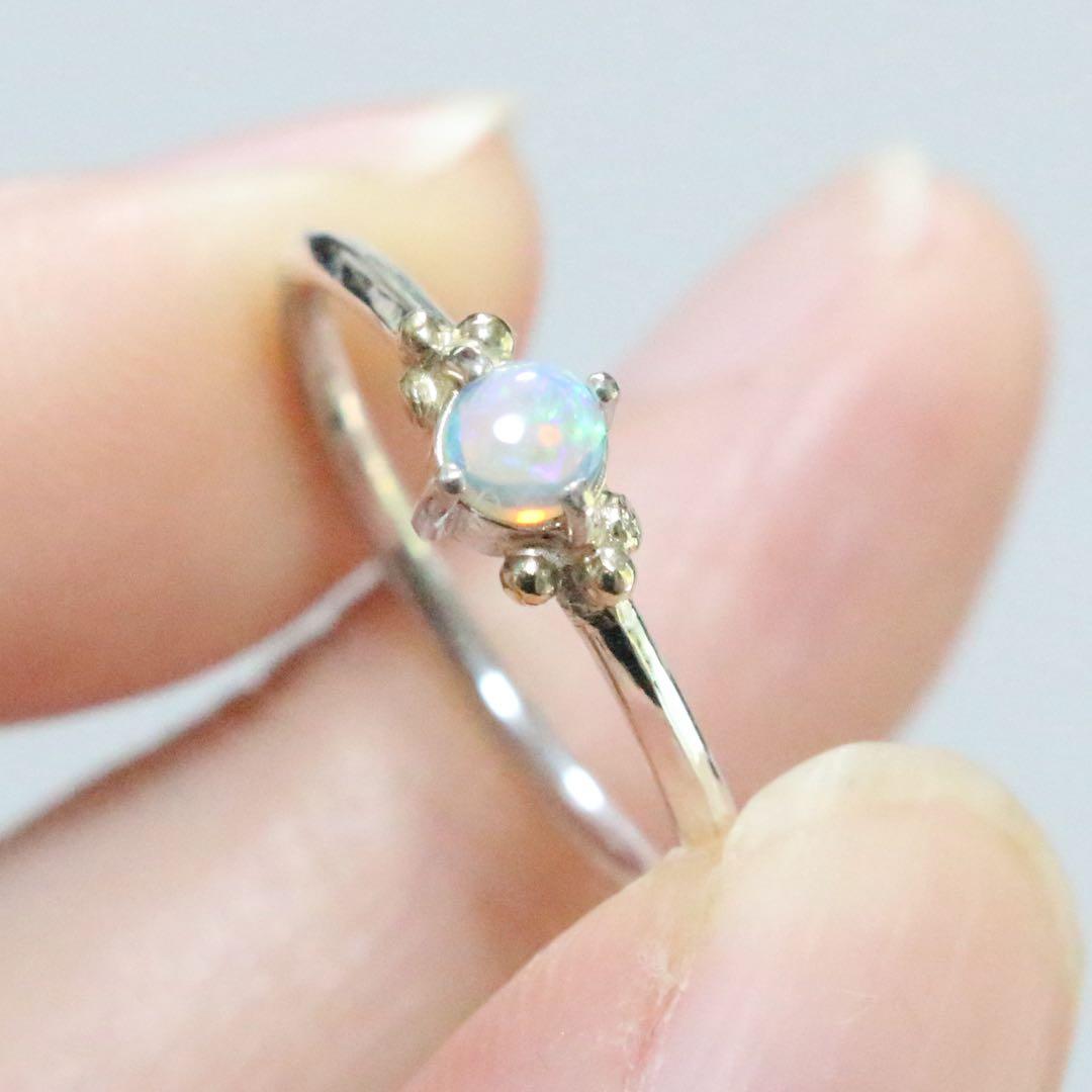 ふわりと遊色が揺れる∮オーストラリア産オパールのK10粒々シルバーリング11号強