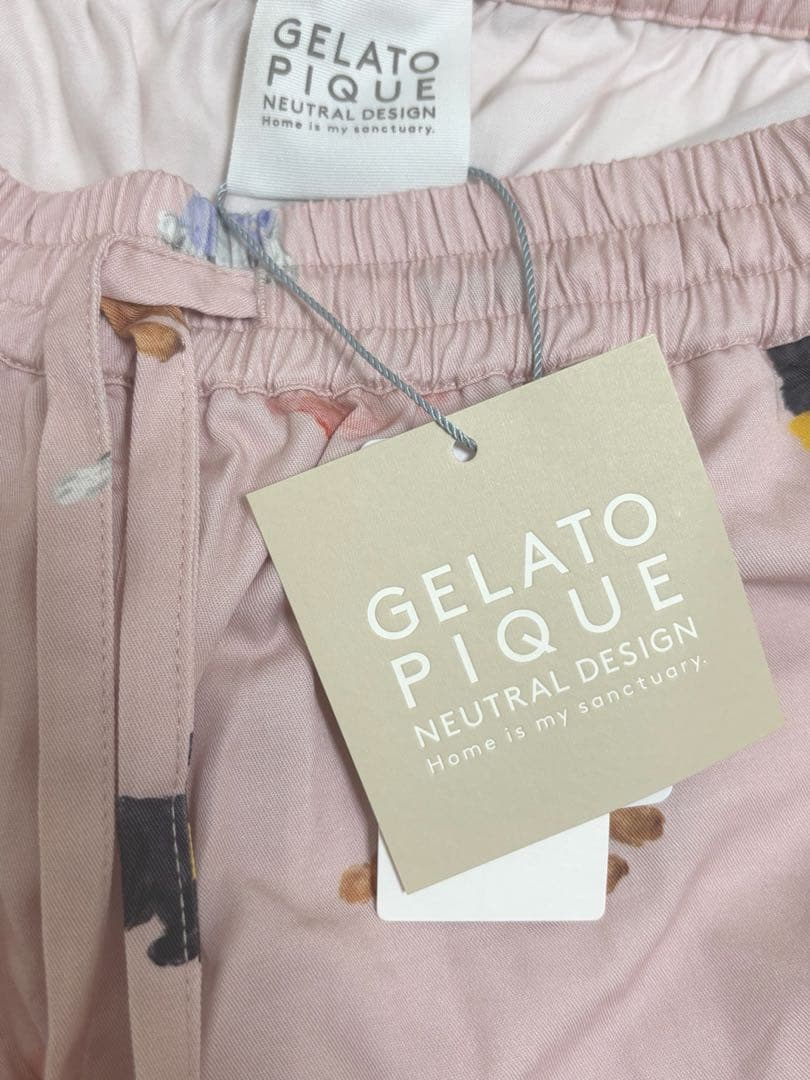 新品未使用【UNISEX】SUMMER DOG総柄ハーフパンツ