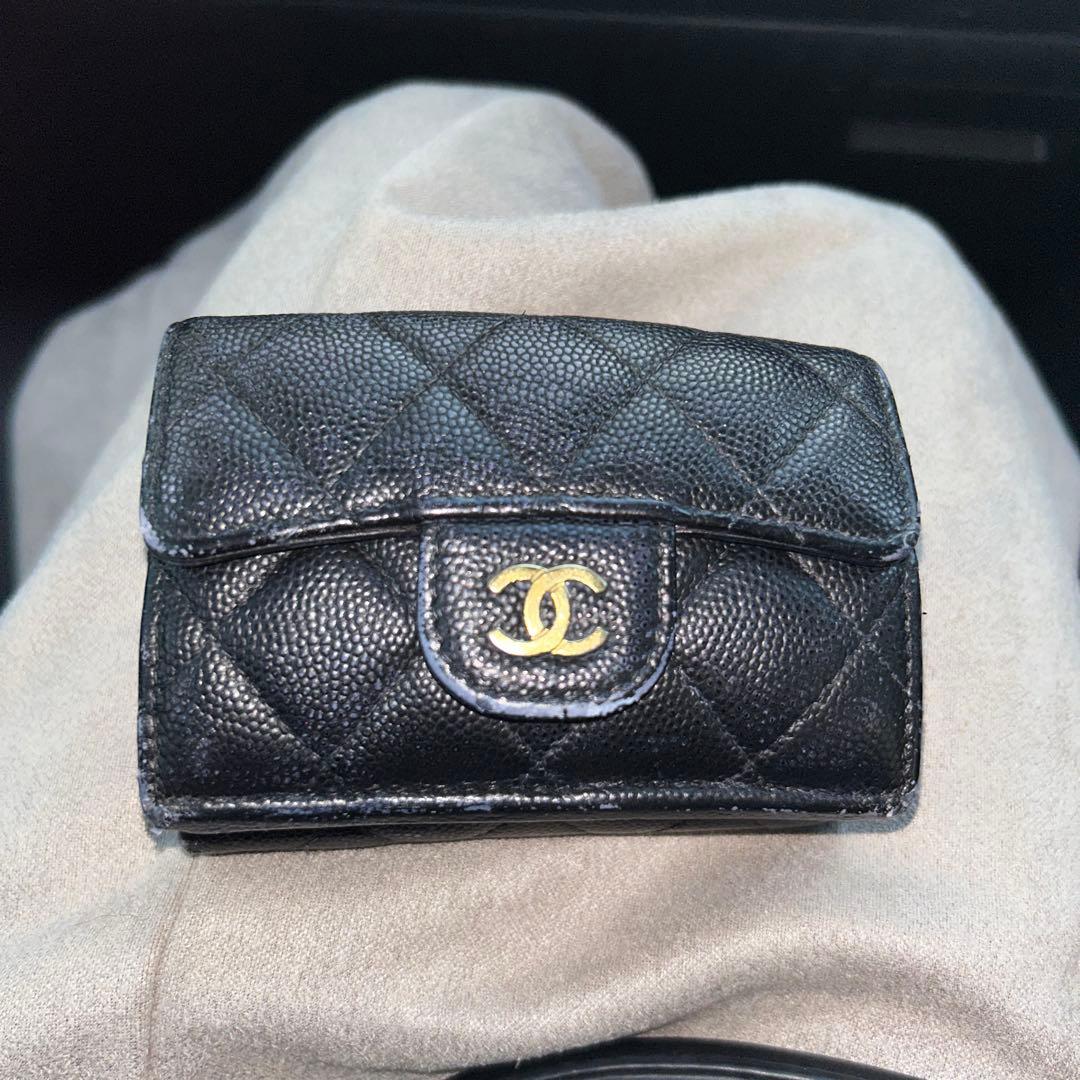 CHANEL キャビアスキン　ミニ財布