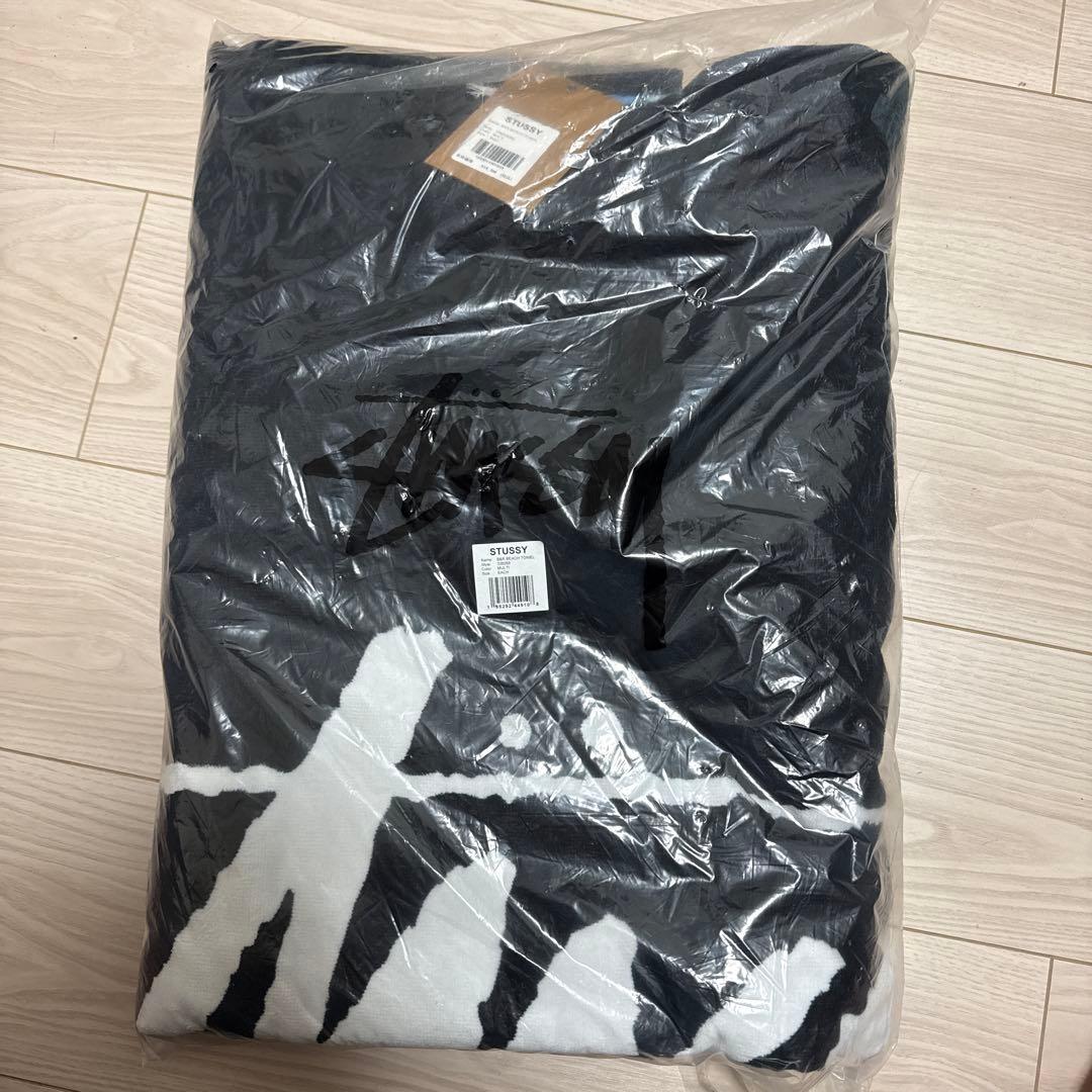 タ*ケ様 ✨未使用✨Stussy ビーチタオル　黒 青 グラデーション