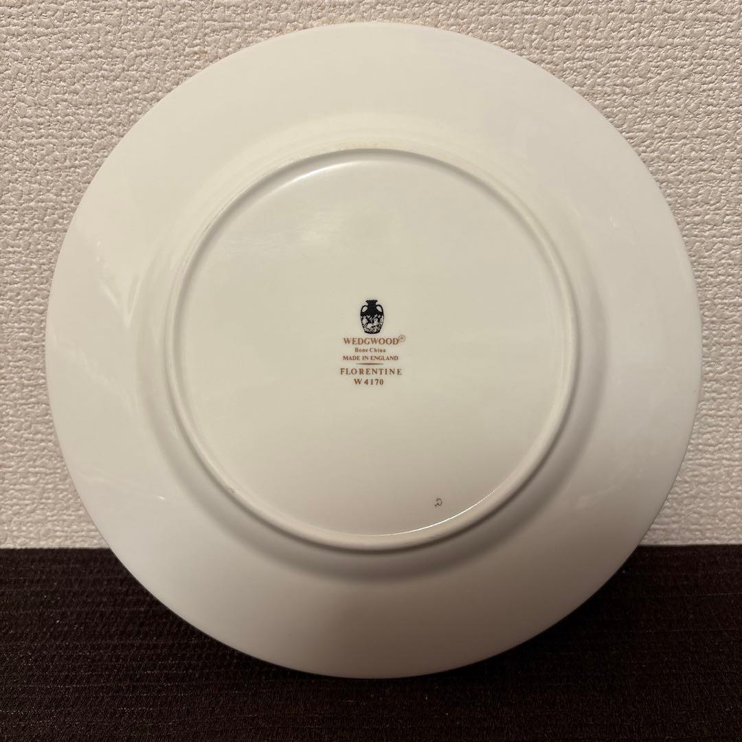 ウェッジウッド　フロレンティーン　グリーンゴールド　デザートプレート　20cm