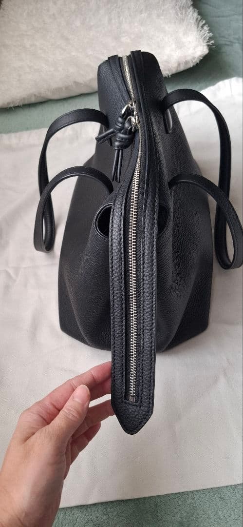 VASIC ブラック トートバッグ