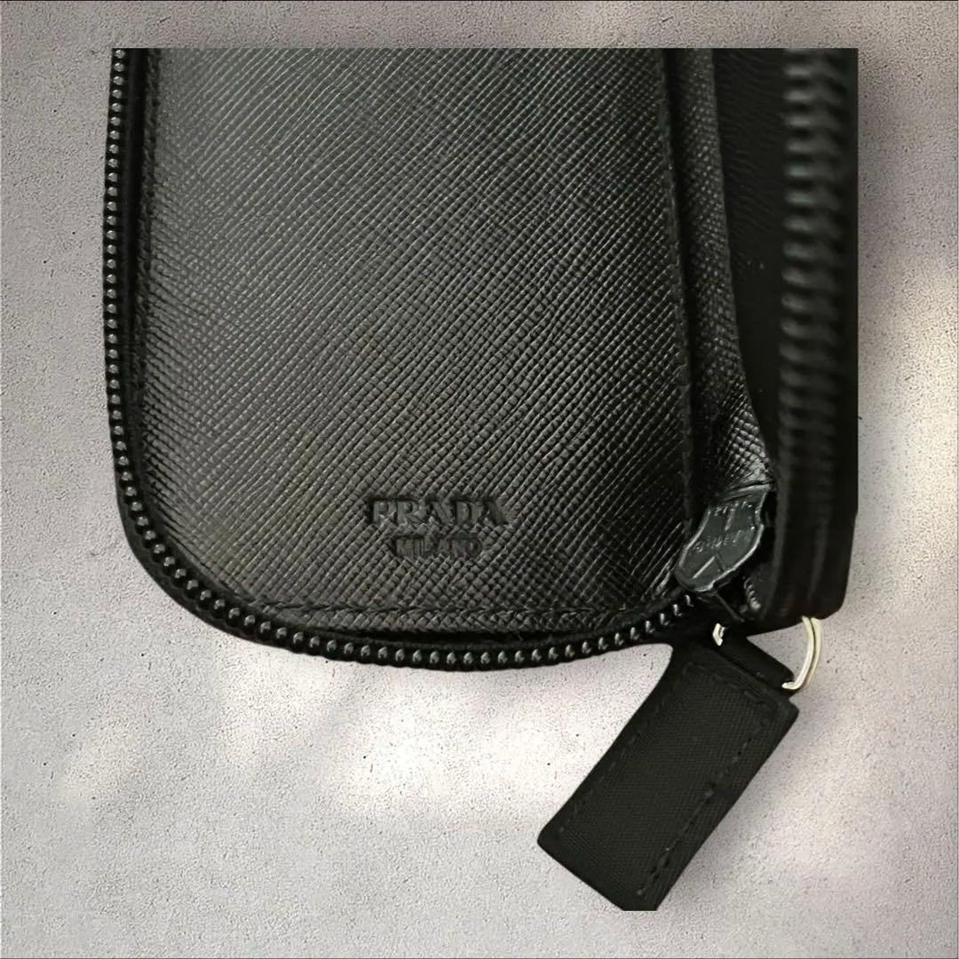 PRADA キーケース 箱付き ブラック 高級感 美品