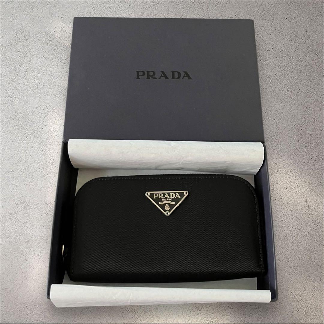 PRADA キーケース 箱付き ブラック 高級感 美品