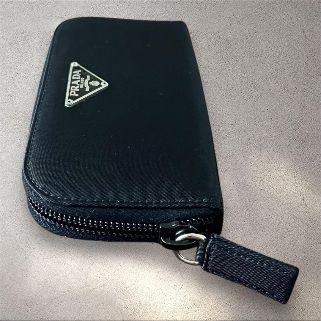PRADA キーケース 箱付き ブラック 高級感 美品