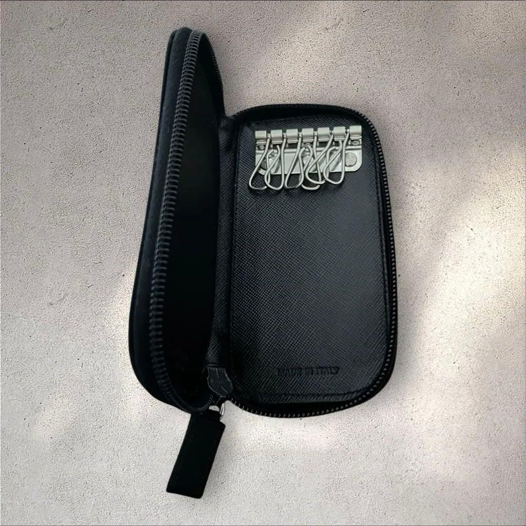 PRADA キーケース 箱付き ブラック 高級感 美品