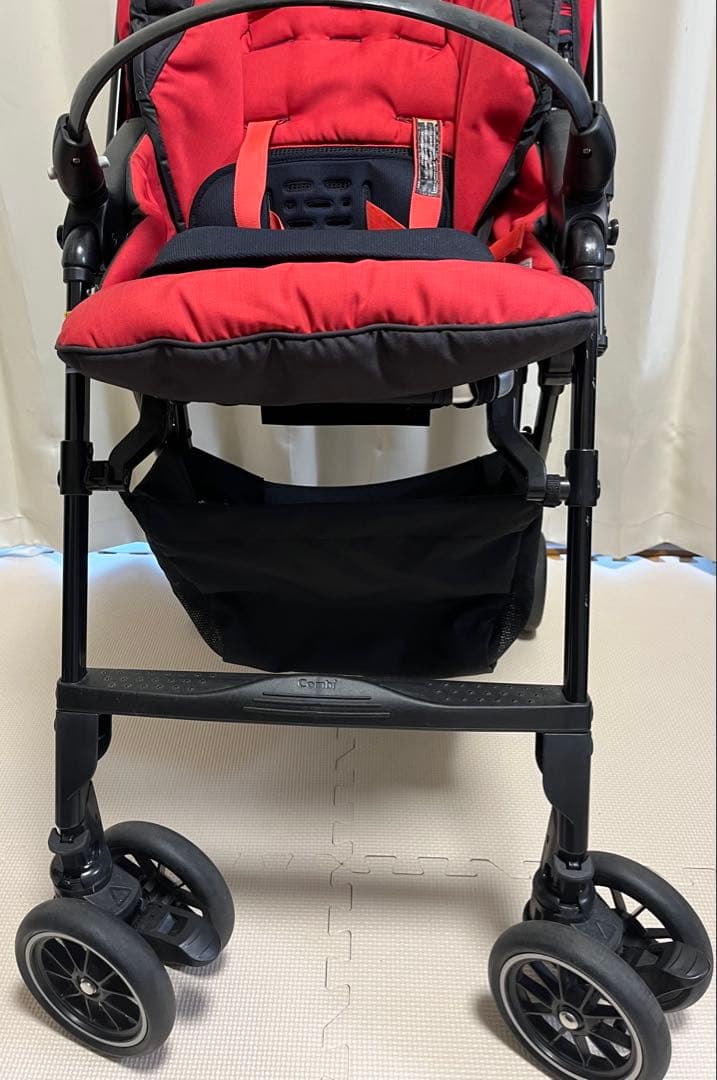 Combi メチャカルハンディ オート4キャス ベビーカー レッド