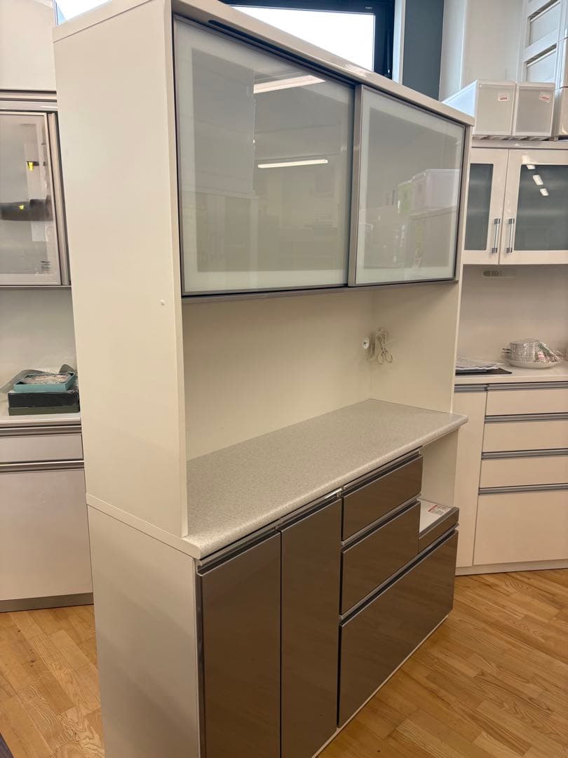 M133　レンジボード　食器棚　カップボード　上下分割可能　幅1400mm