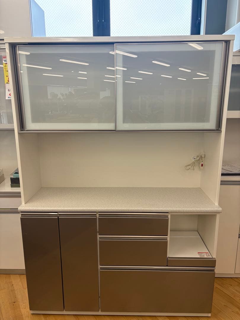 M133　レンジボード　食器棚　カップボード　上下分割可能　幅1400mm