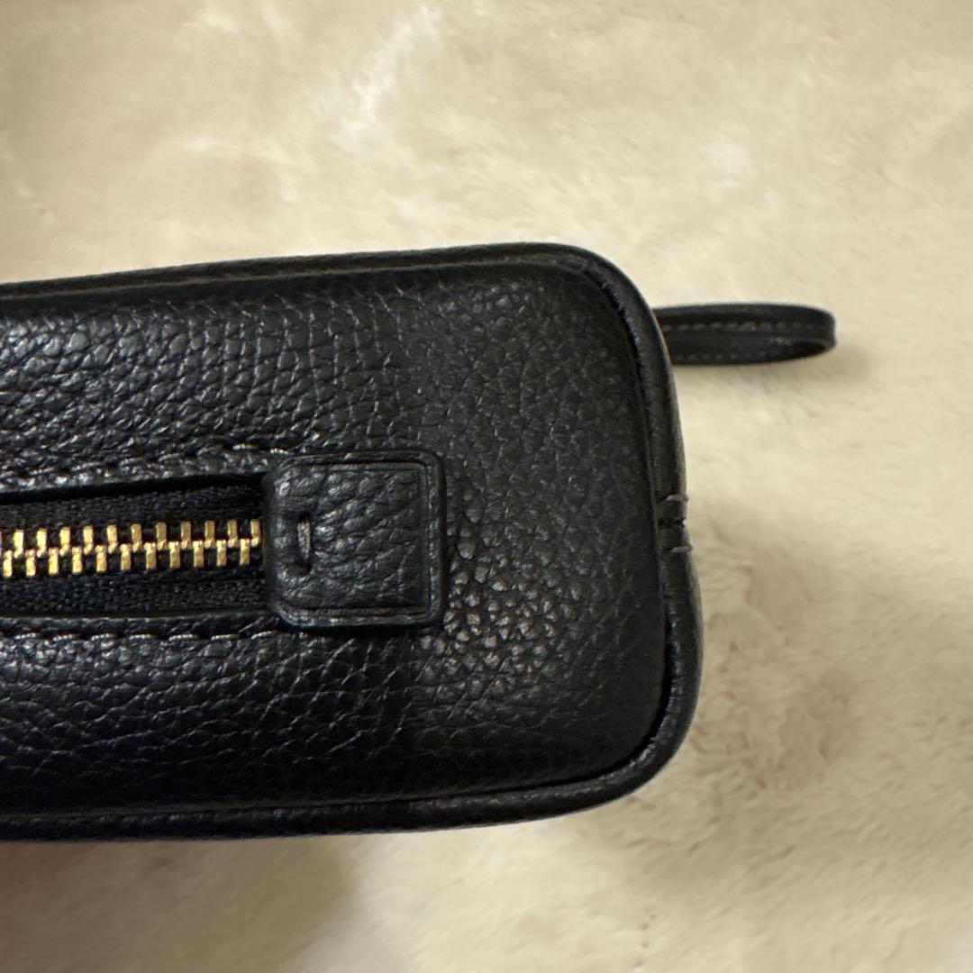 美品coach レキシー　デザイン 黒 ケース　コーチ恐竜