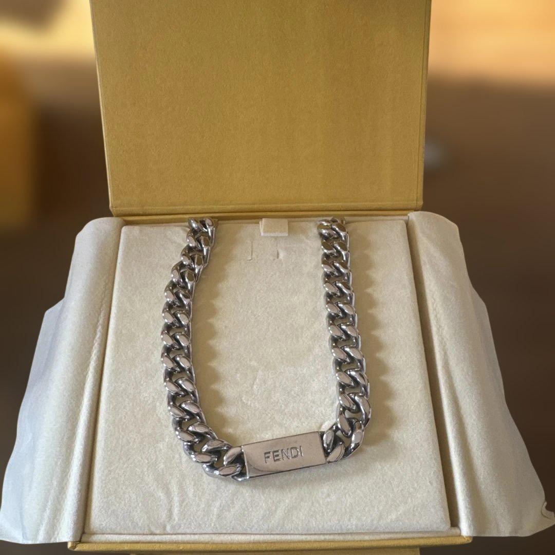 FENDI チェーンネックレス シルバー