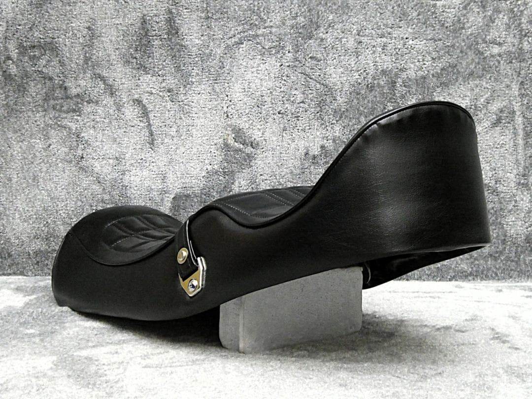 NC36 黒E4柄 カスタムシート /チョビ三CB400four