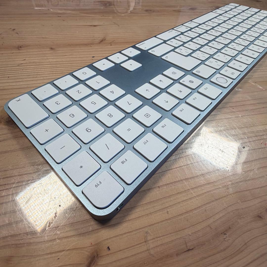 希少ブルー apple Magic Keyboard Touch IDテンキー付