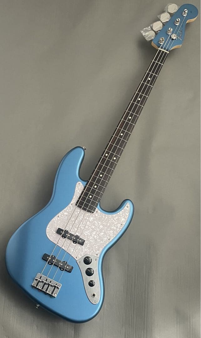 【新品・未使用】Fender ジャズベース レイクプラシッドブルー