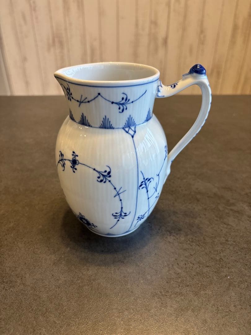 ロイヤルコペンハーゲンミルク