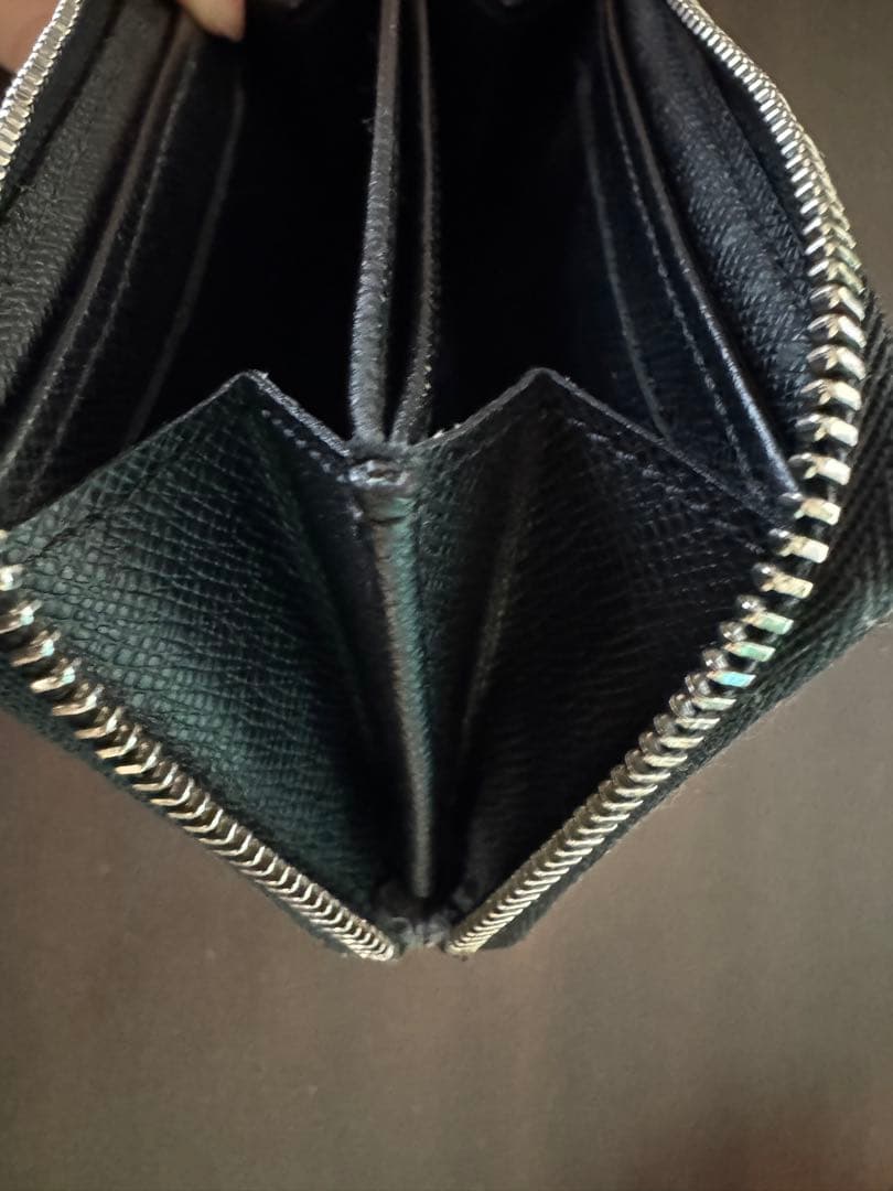 LOUIS VUITON ジッピー・ パース