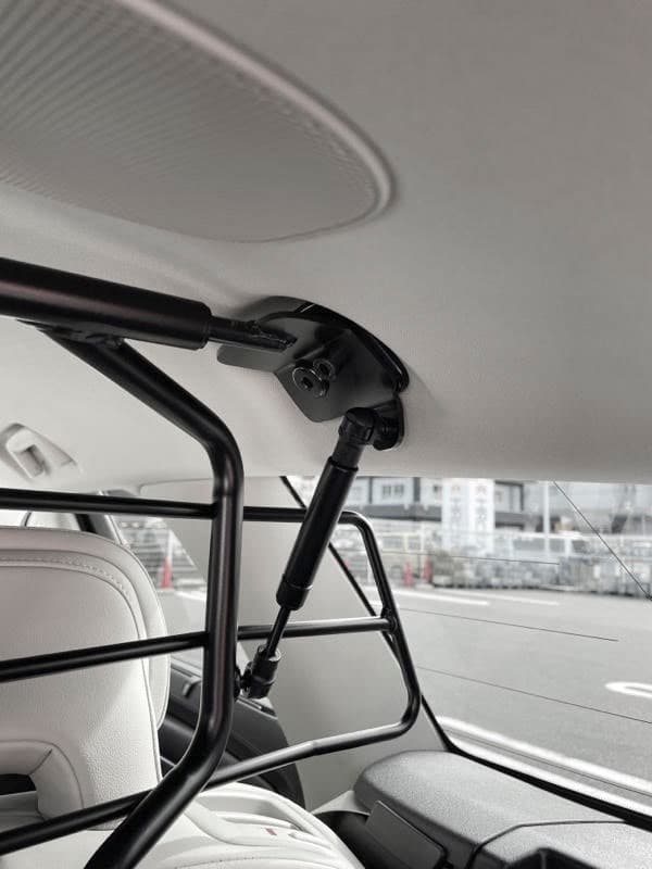 ボルボ 純正品VOLVO V90、V90CC用 スチールガードネット 良品