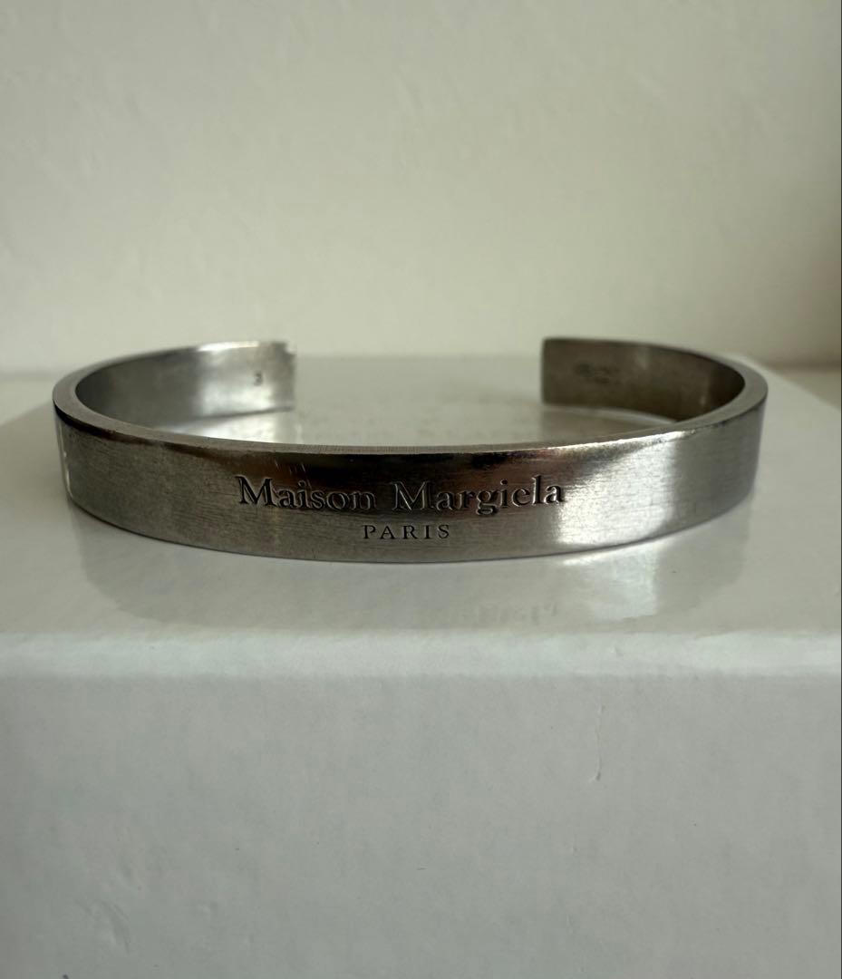 Maison Margiela シルバー ロゴ カフ バングル ブレスレット