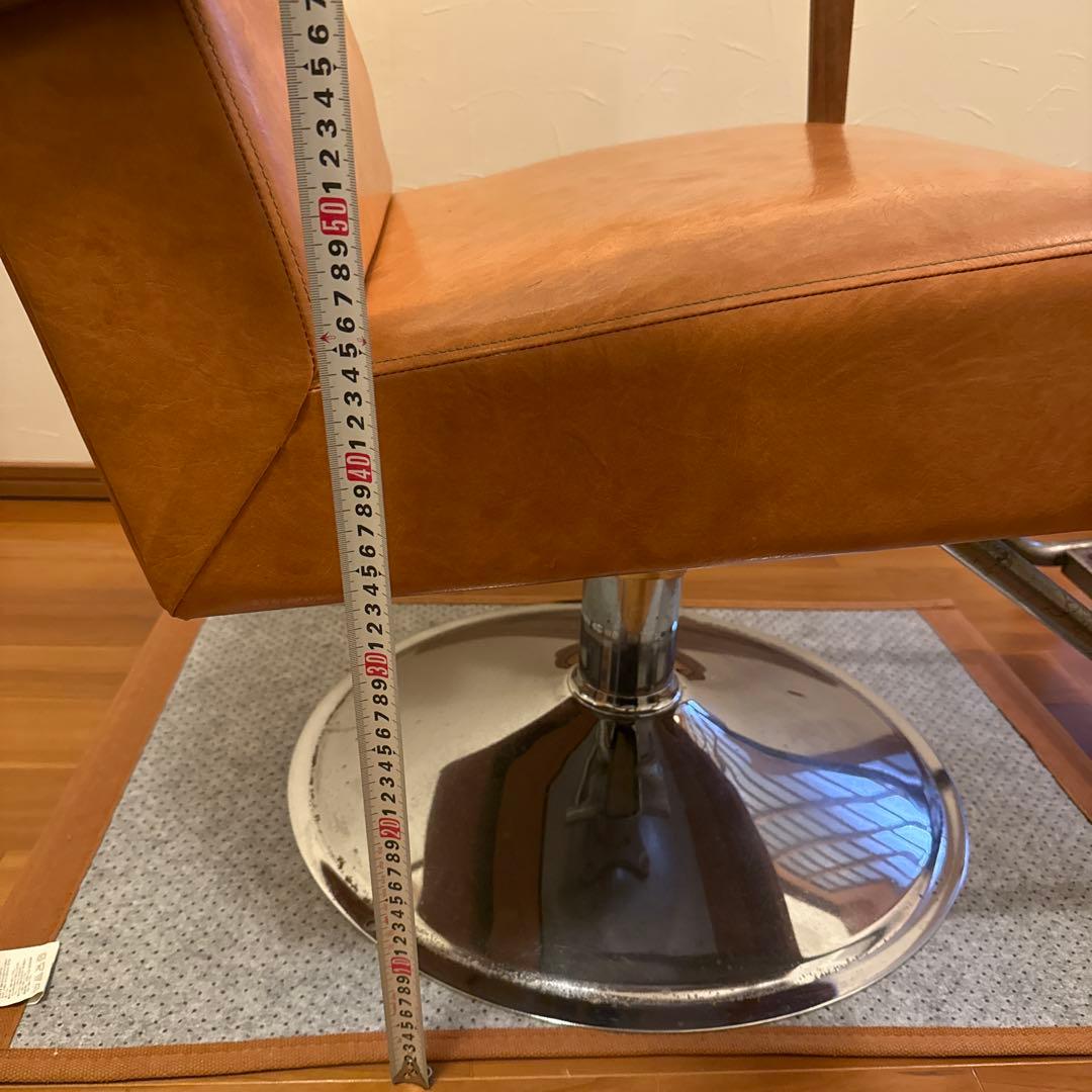 マテリ リベット（キャメル）丸ベース セット椅子