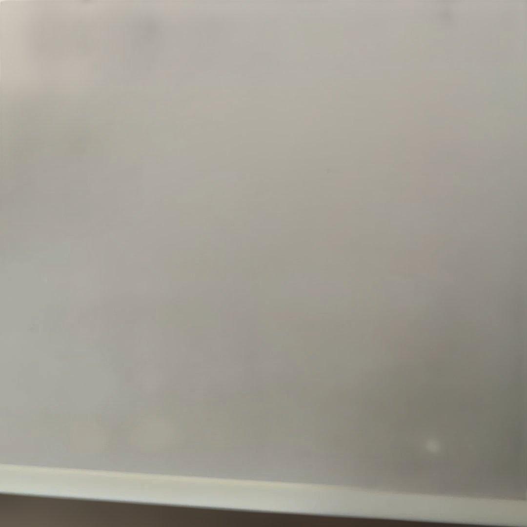 なのお取置　 猫足　クリーム色 木製 ダイニングテーブル