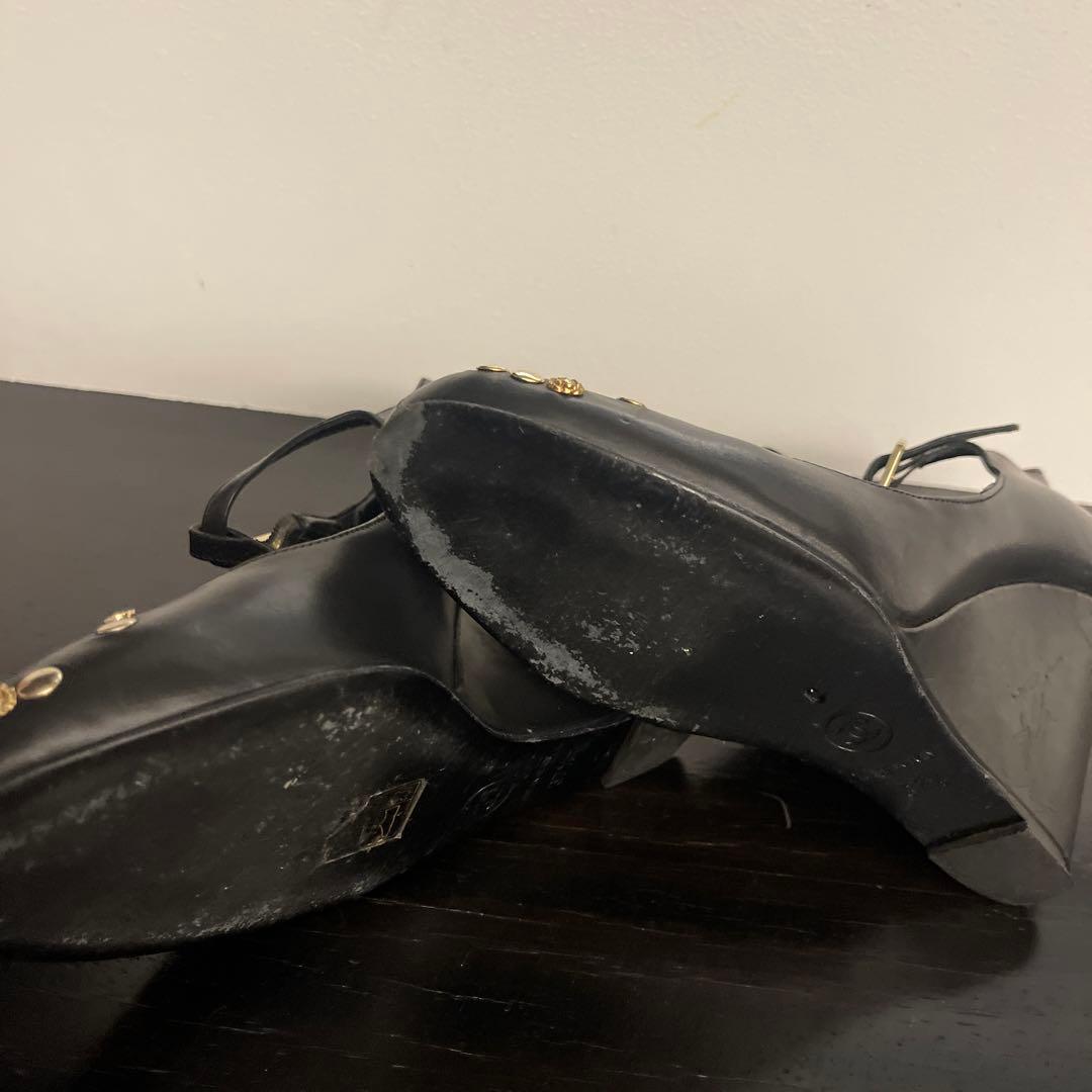 CHANELスタッズ黒シューズ37ハーフ