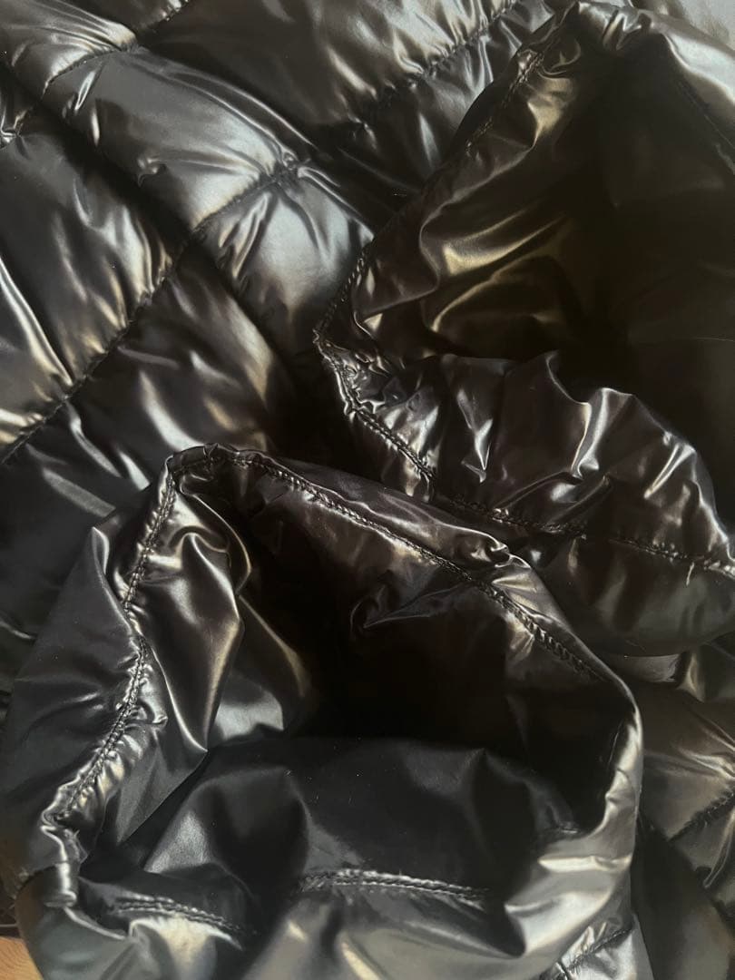 【お値下げ中】HERNO ブラック超軽量ダウンジャケット