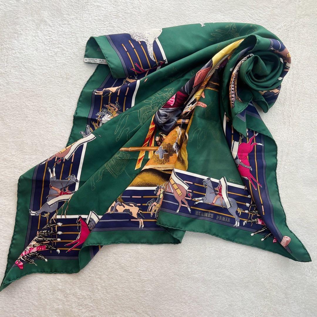 エルメス HERMES カレ90　スカーフ　シルク　パウニー族の首長