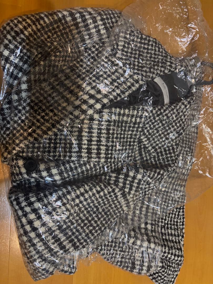 新品未使用タグ付き　ワイドシルエットダブルブレストコート