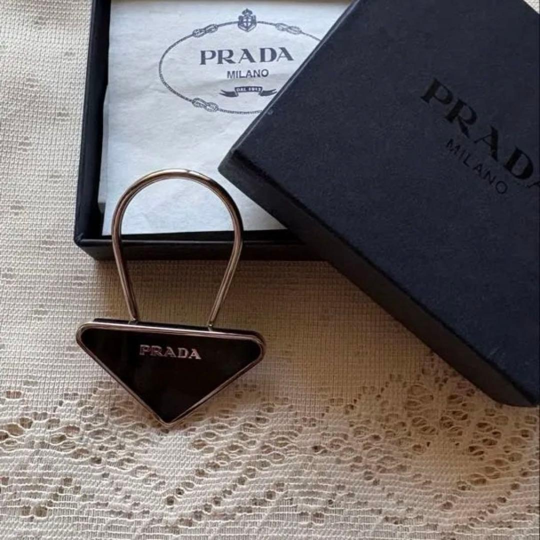 【lili2011】PRADA プラダ キーホルダー