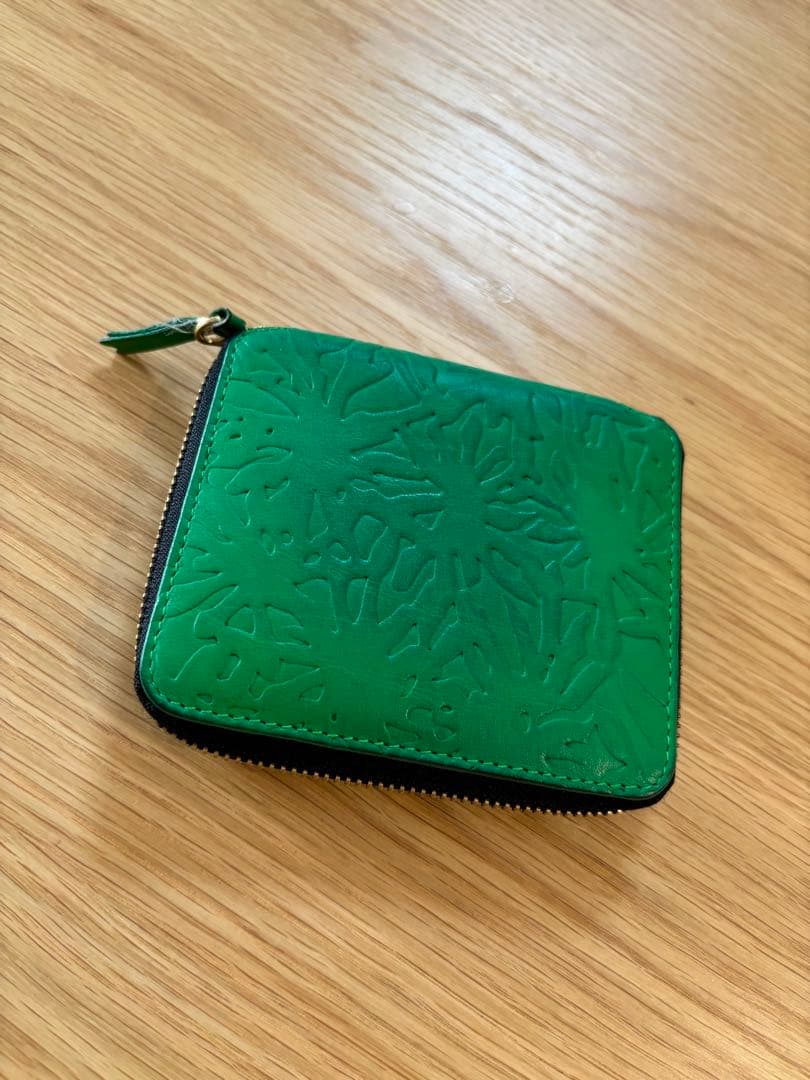 コムデギャルソン　緑色レザー 二つ折り財布
