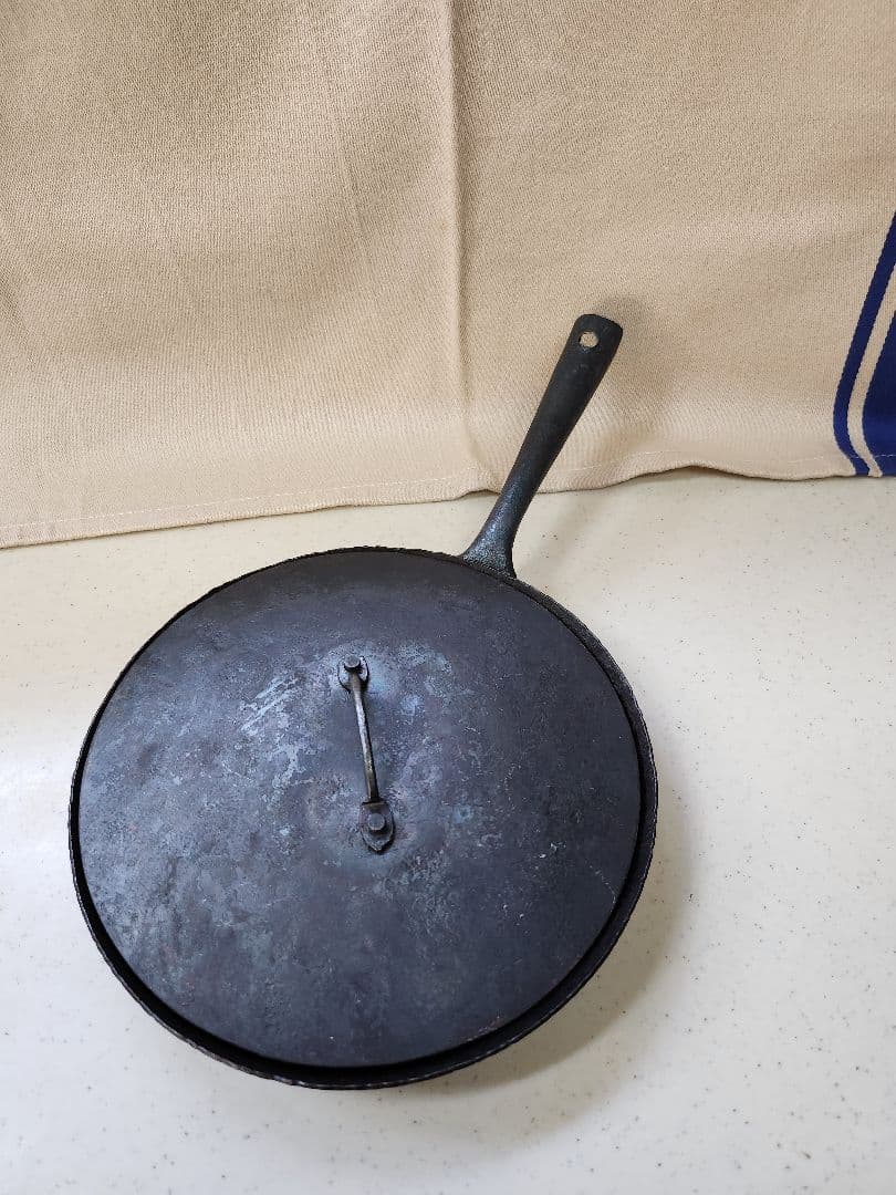 成田理俊さん　フライパン(蓋付) 　持ち手付フライパンセット　18cm