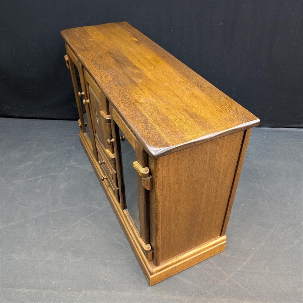 河本家具　オーク　無垢　サイドボード　リビングボード　キャビネット　飾り棚