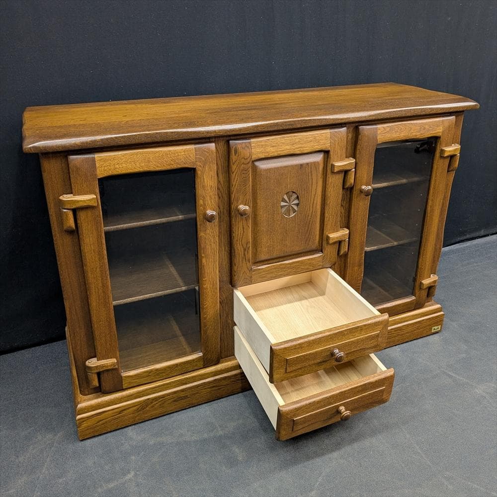 河本家具　オーク　無垢　サイドボード　リビングボード　キャビネット　飾り棚