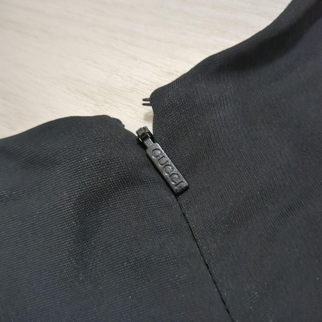 【美品】GUCCI 膝丈ワンピース ベルト付き ブラック　XS　細身