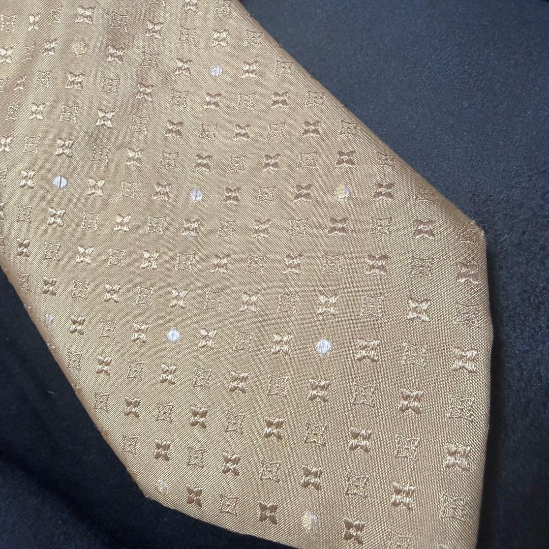 正規品ルイヴィトン　総ロゴ　ネクタイ　ゴールド　シルク