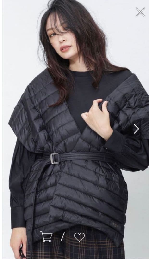 専用商品　 【TATRAS】タトラス　ベルト付きダウンベスト　未使用